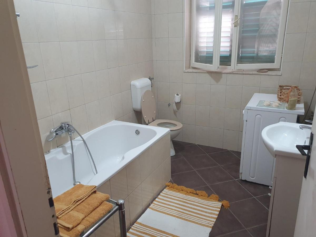 Apartment Lana トロギール エクステリア 写真